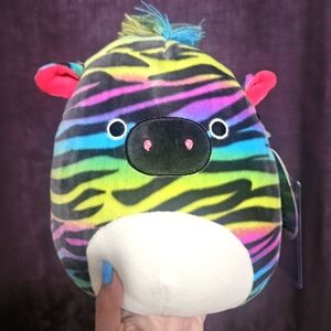 NWT Safiyah The Rainbow Zebra 8" Squishmallow